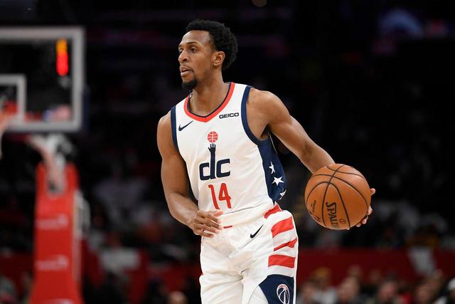 维尼修斯当选FIFA年度最佳 上个巴西人17年前卡卡